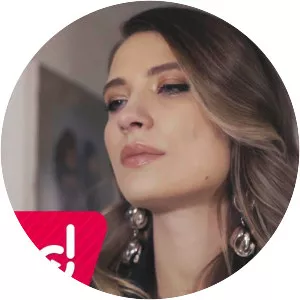 Irmak Arıcı - Musical artist
