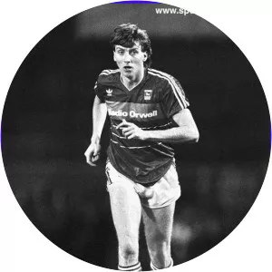 Irvin Gernon - Football player