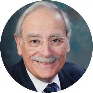 Irwin Stelzer - American economist