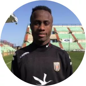 Isaac Nana Asare - Ghanaian footballer