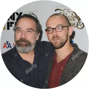 Isaac Patinkin photograph