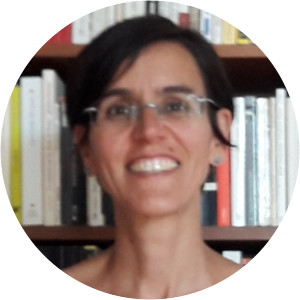 Isabel Iribarren - Historian