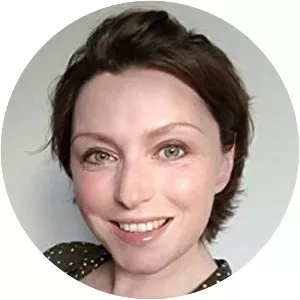 Isabel Thomas - Writer