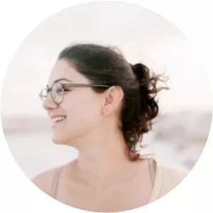 Isabel Zapata - Writer