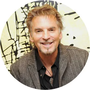 Isabella Loggins - Kenny Loggins' daughter