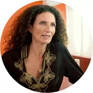 Isabelle Desesquelles - Writer