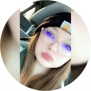 Isabelle Storey - Author