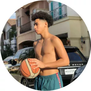 Isaiah Hontiveros photograph