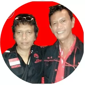 ishak parluhutan napitupulu photograph