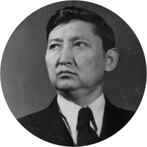 Iskhak Razzakov - Politician