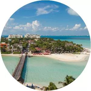 Isla Mujeres - Town in Mexico