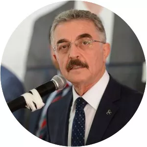 İsmet Büyükataman