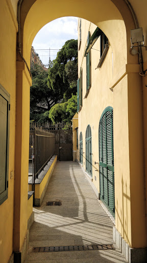 Istituto Figlie di Nostra Signora al Monte Calvario - Religious institution in Genoa, Italy