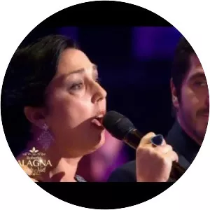 Isulatine - Musical artist