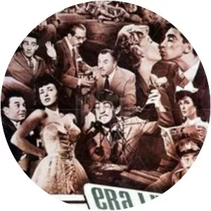 It's Him!. . . Yes! Yes! (Era lui, si, si!)