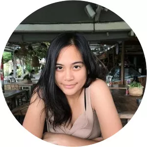 Iva Anabel Sihombing - Petra Sihombing's sister