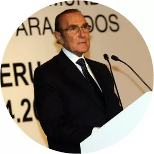 Iván Dibós