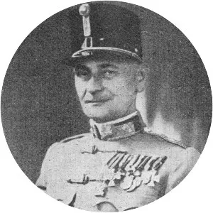 Iván Hindy - Officer