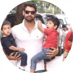 Ivarr Ahluwalia - Shabir Ahluwalia's son