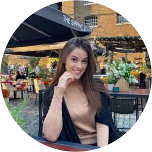 Ivona Mihaescu photograph