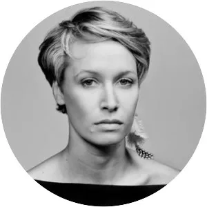 Ivonne Dippmann - Author