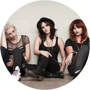 Ivy Lies - Rock band