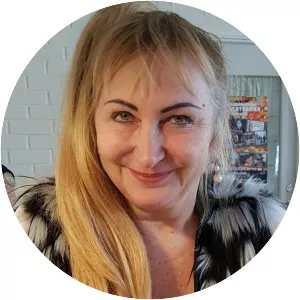 Iwona Kienzler - Author