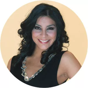 Izabella Széles Musician