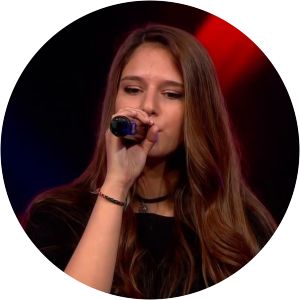 Izel Memic photograph