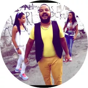 İzmirli Volkan - Musical artist