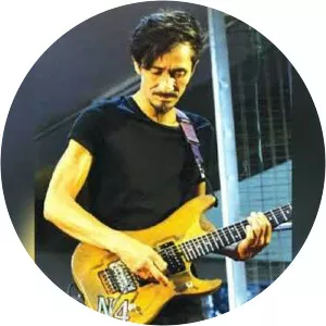 Izo Musician - Guitarist