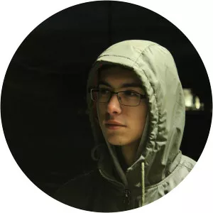 Izzard - Musical artist