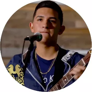 J Tres - Musical artist