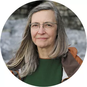 Jacqui Poncelet - Visual artist