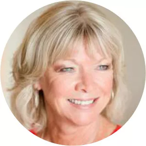 Jacqui Scott - Singer