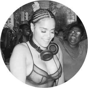 JADALAREIGN - Musical artist