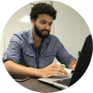 Jadee Jones - Basketball player ‧ Tyus Jones' brother