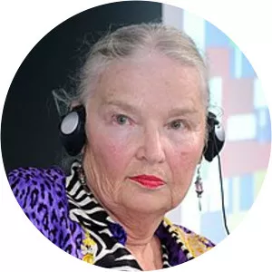 Jadwiga Staniszkis photograph