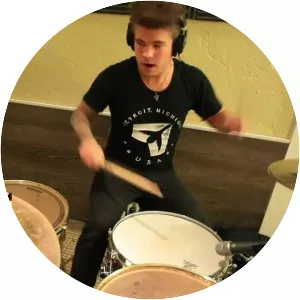 Jake Garland - Musician