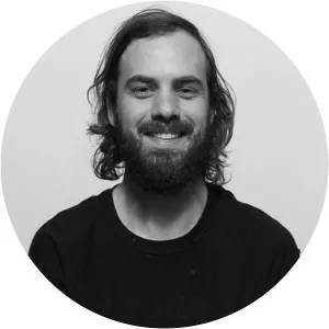 Jake Sumner - Director ‧ Trudie Styler's son