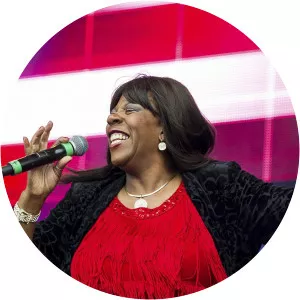 Jaki Graham - Singer