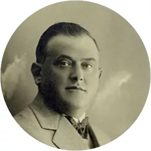 Jakob Šolar - Linguist