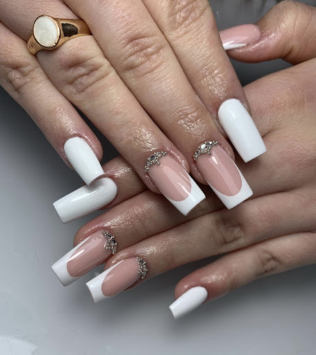 Jalexy Nails - Nail salon in Foz, Spain