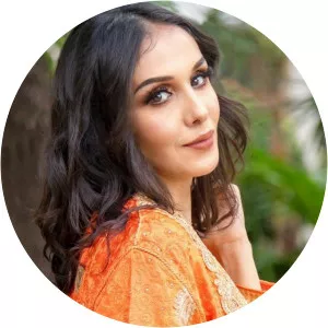 Jalila Tlemsi - Actress