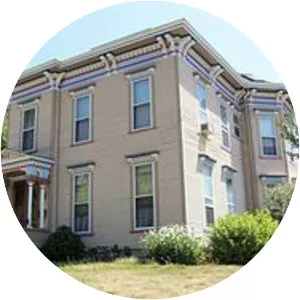 James E. Lindsay House