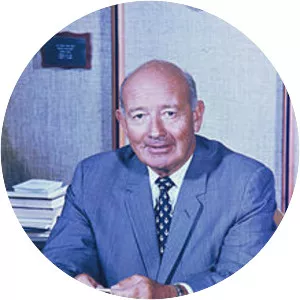 James L. Knight