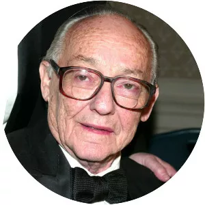 James Nederlander