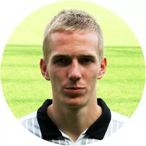 Jamie Grimes - Football player