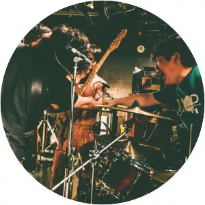 jamming O. P. - Musical artist