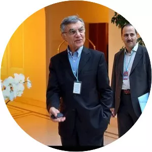 Jamshid Momtaz - Iranian jurist